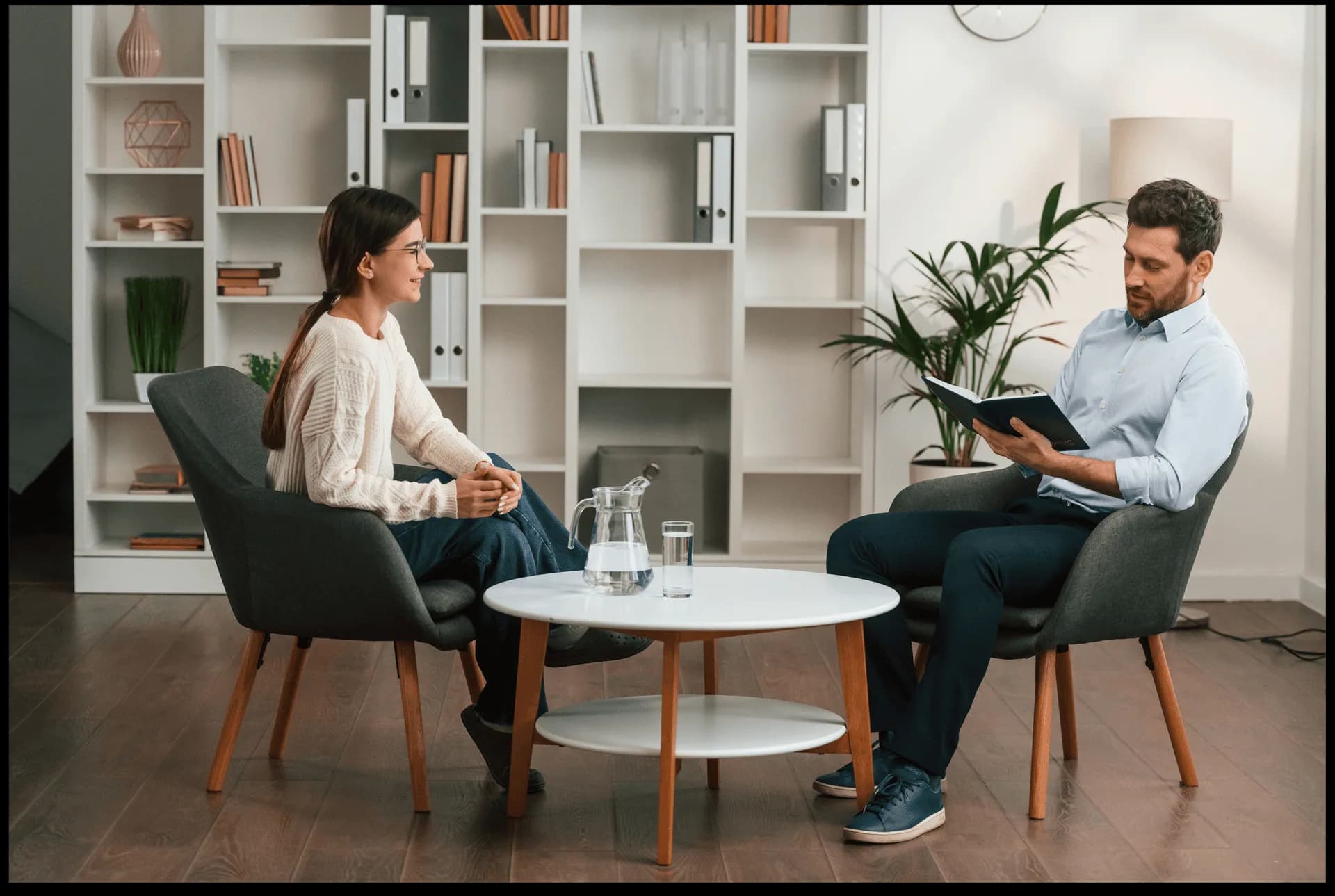 Especialista de la salud en su consultorio DocPass